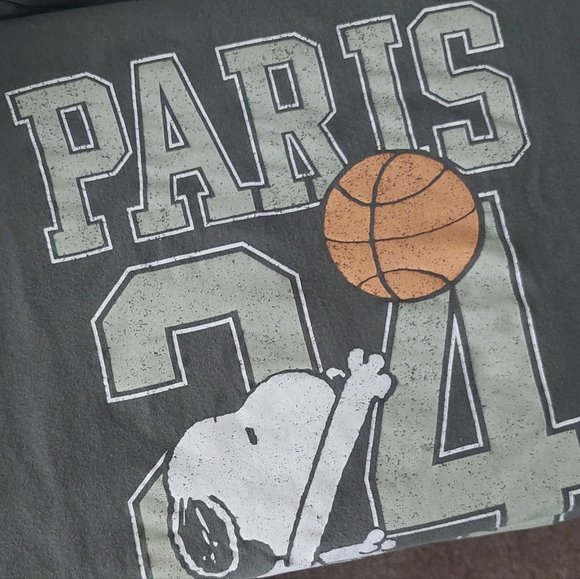 RSQ Peanuts Snoopy Paris 24 Green T-Shirt/Tee | Size XXL - Picture 4 of 5